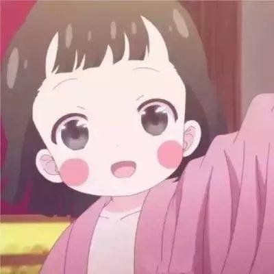 普京把自己香槟递给空手的运动员
